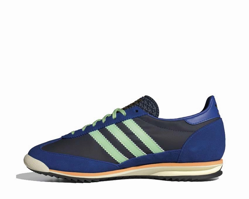 Oversized Adidas SL 72 OG W Seamless Style