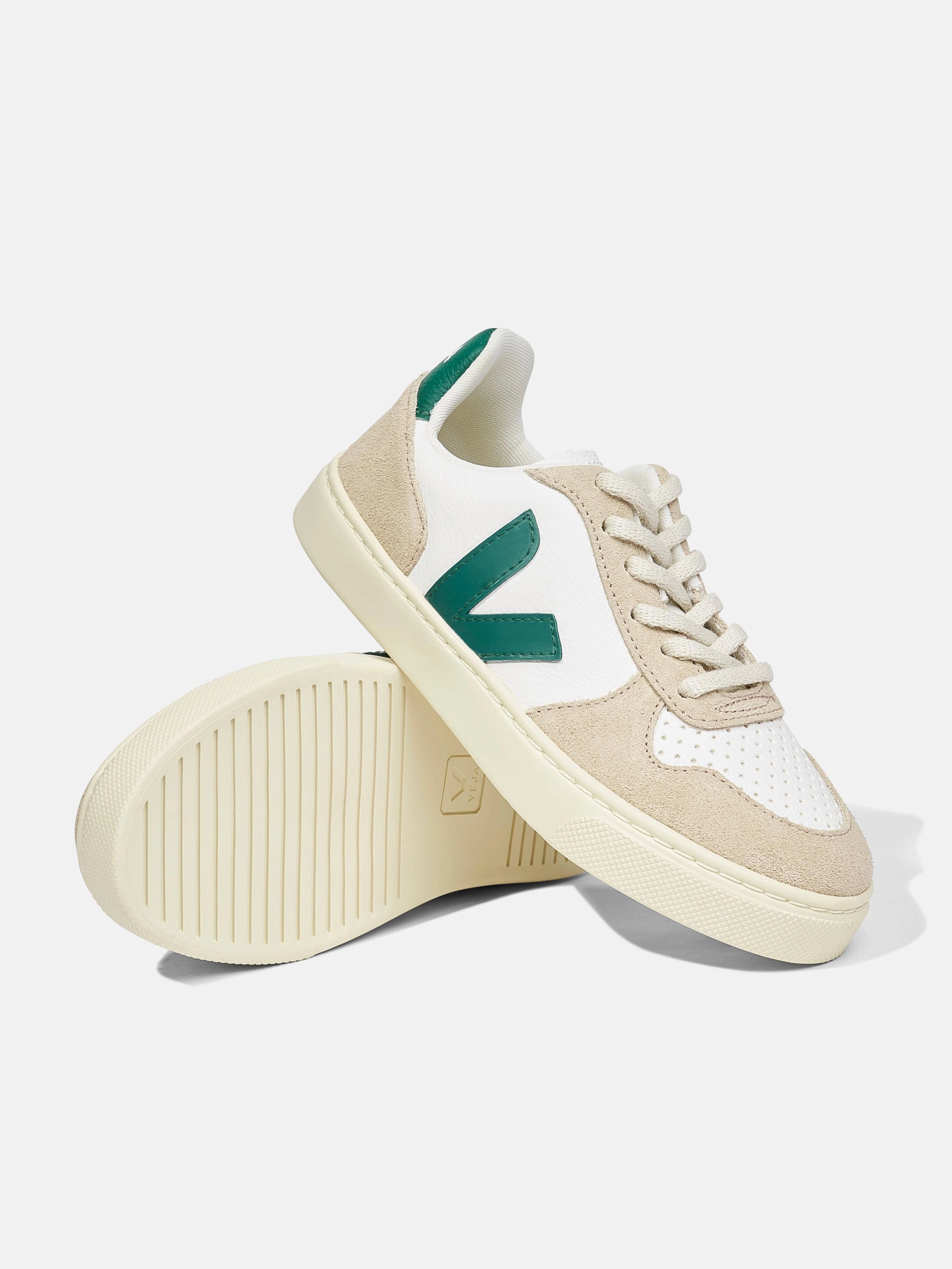 Veja Kids Chromefree Leather Small V-10 Laces Trainers in White Unlock The Offer