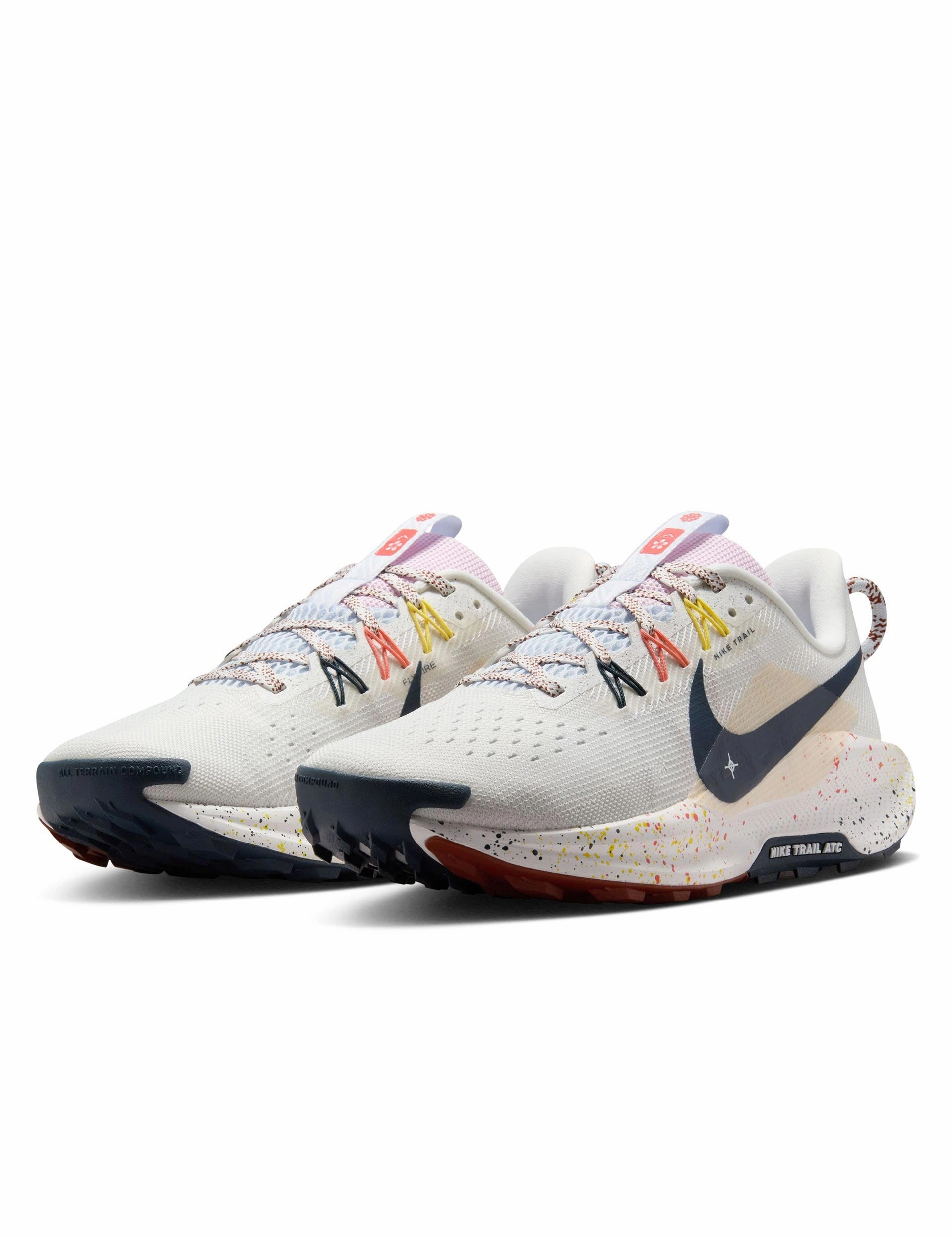 Adventure Awaits Pegasus Trail 5 Shoes - Summit White/Armory Navy/Football Grey Refined Look