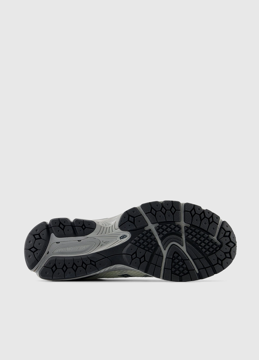 Where Comfort Meets Performance 860v2 'Metallic Silver' Sneakers