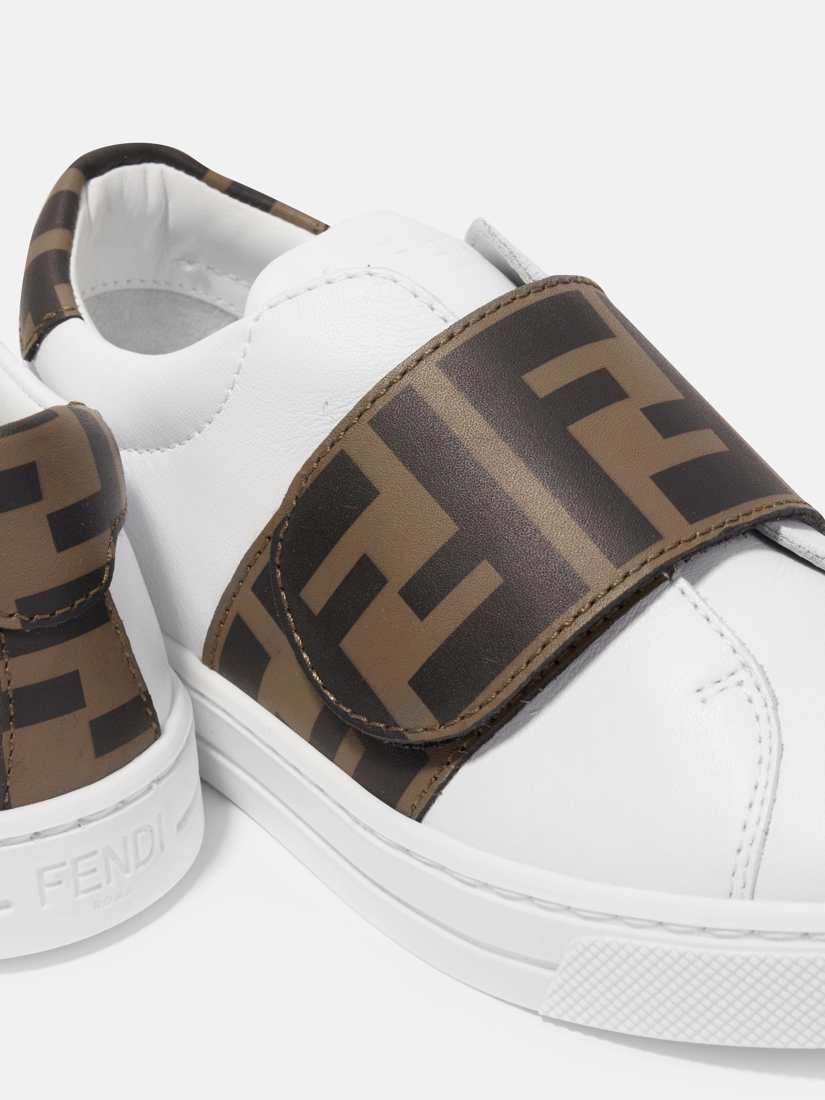 Fendi Kids Leather FF Logo Trainers in White Timeless Look