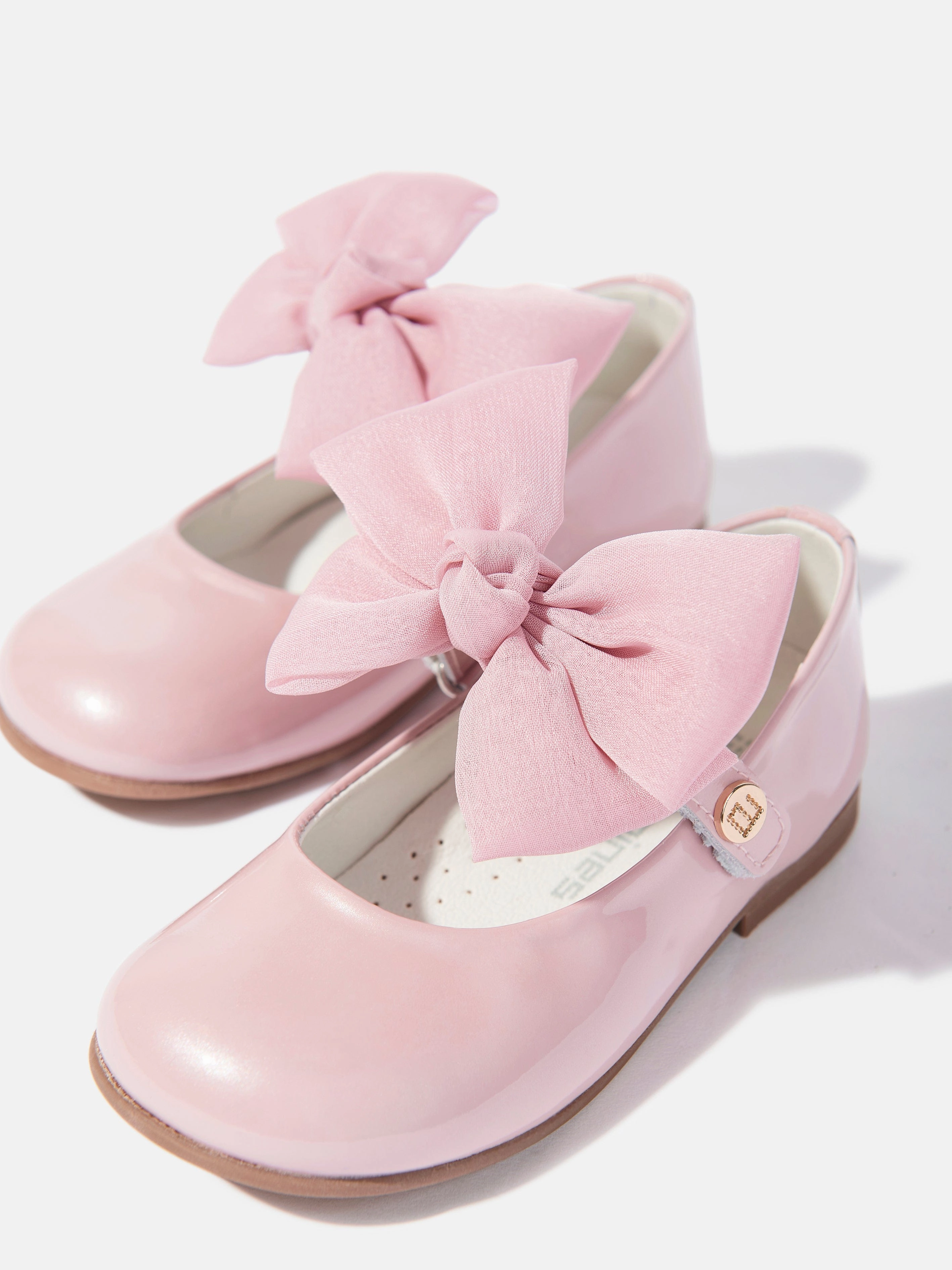 Made For Adventure Andanines Girls Patent Leather Bow Shoes in Pink Versatile Functionality