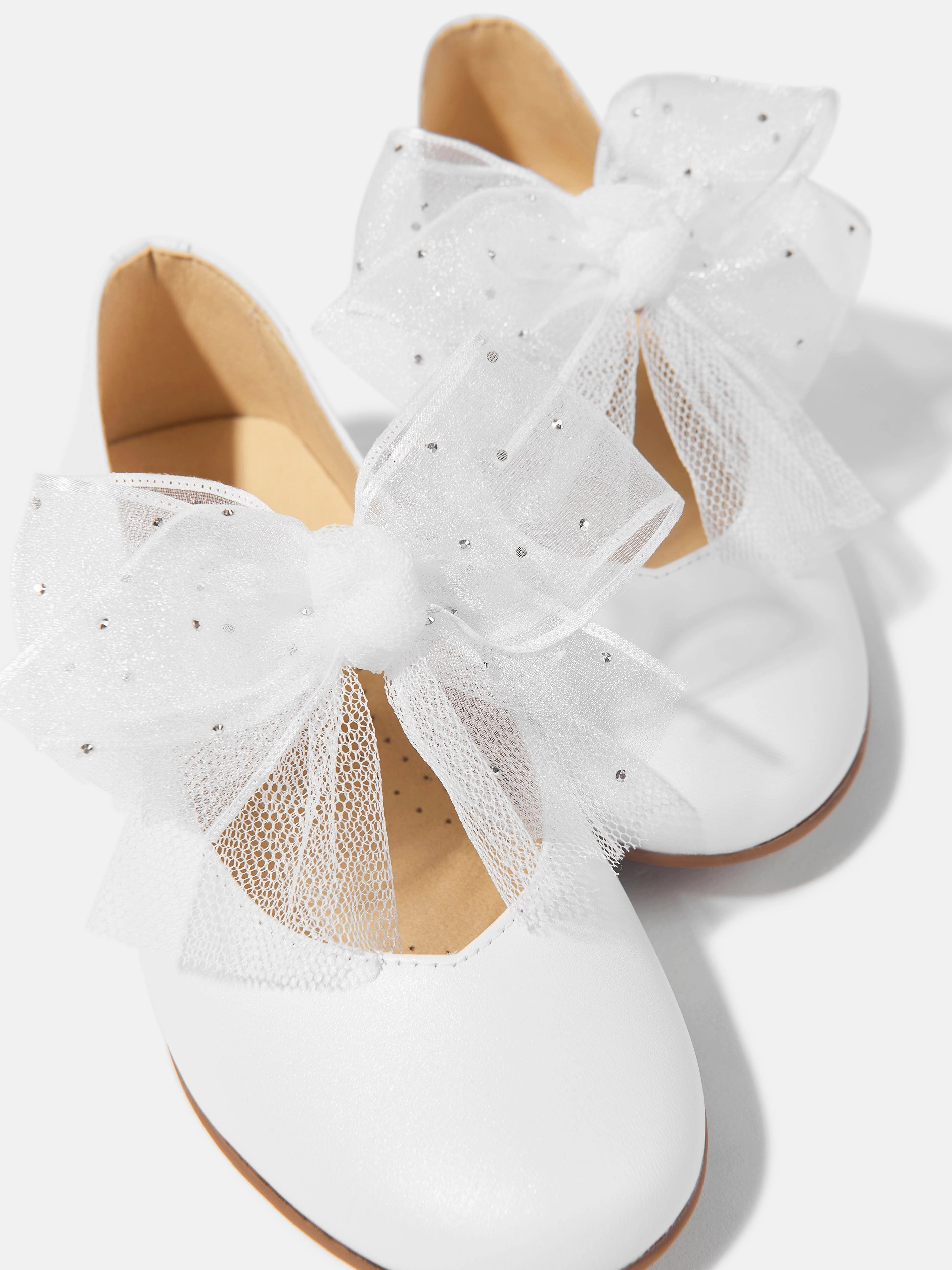 Andanines Girls Bow Shoes in White Find Your Match, Ready To Ship
