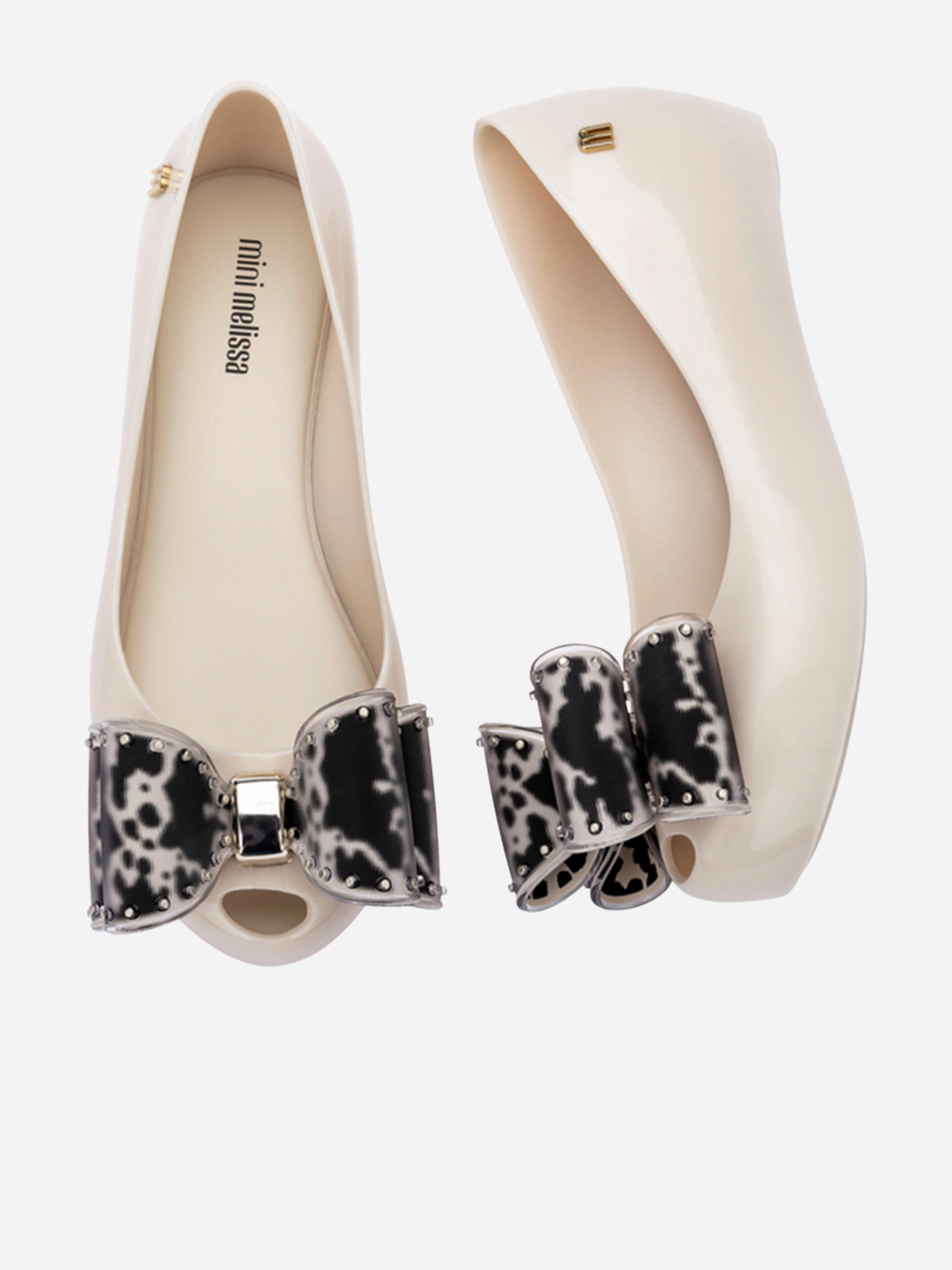 Girls Ultragirl Classic Bow Ballerinas in Ivory Instant Buy