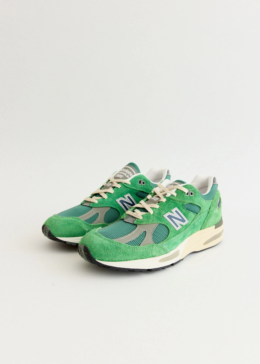 Chic & Sleek MADE in UK 991v2 'Mineral Green' Sneakers