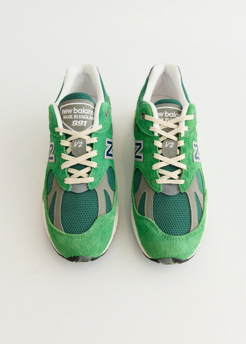 Experience The Best MADE in UK 991v2 'Mineral Green' Sneakers