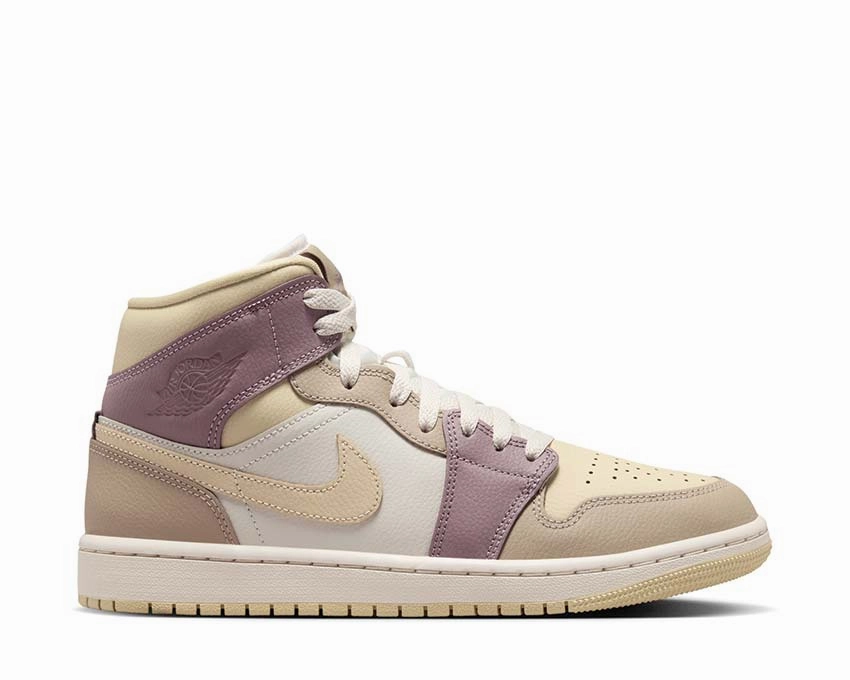 Ideal For Travel No minimum purchase Air Jordan 1 Mid W Open box special