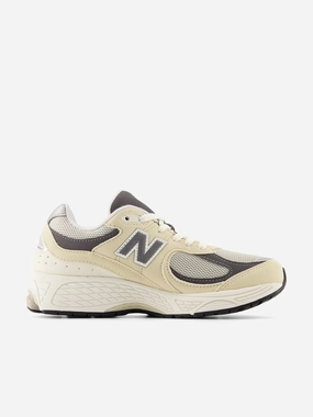 Old technology special New Balance Boys 2002 Trainers in Beige Made to Specification Yellow Beach Tote, Top Pick Today