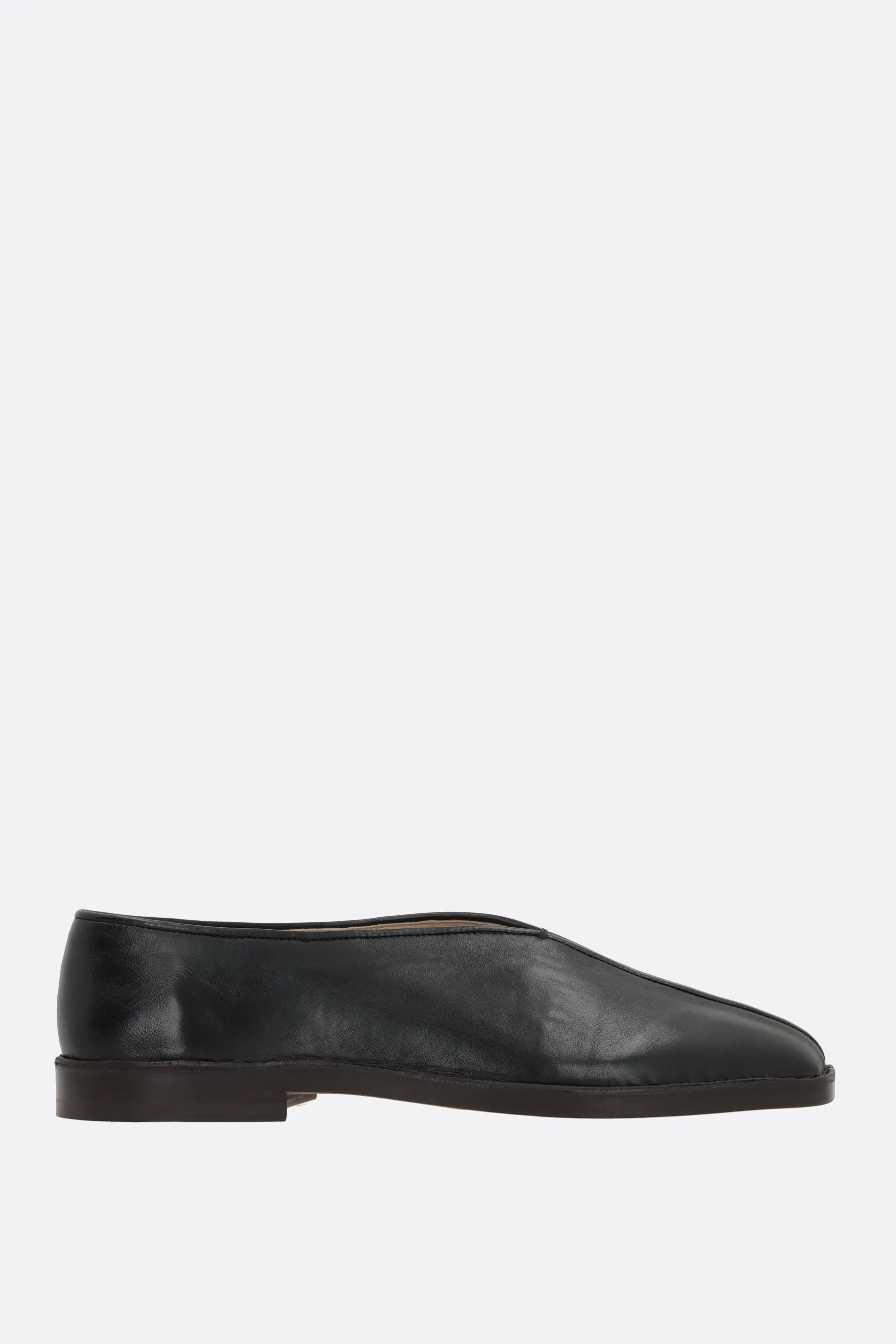 Piped nappa slippers