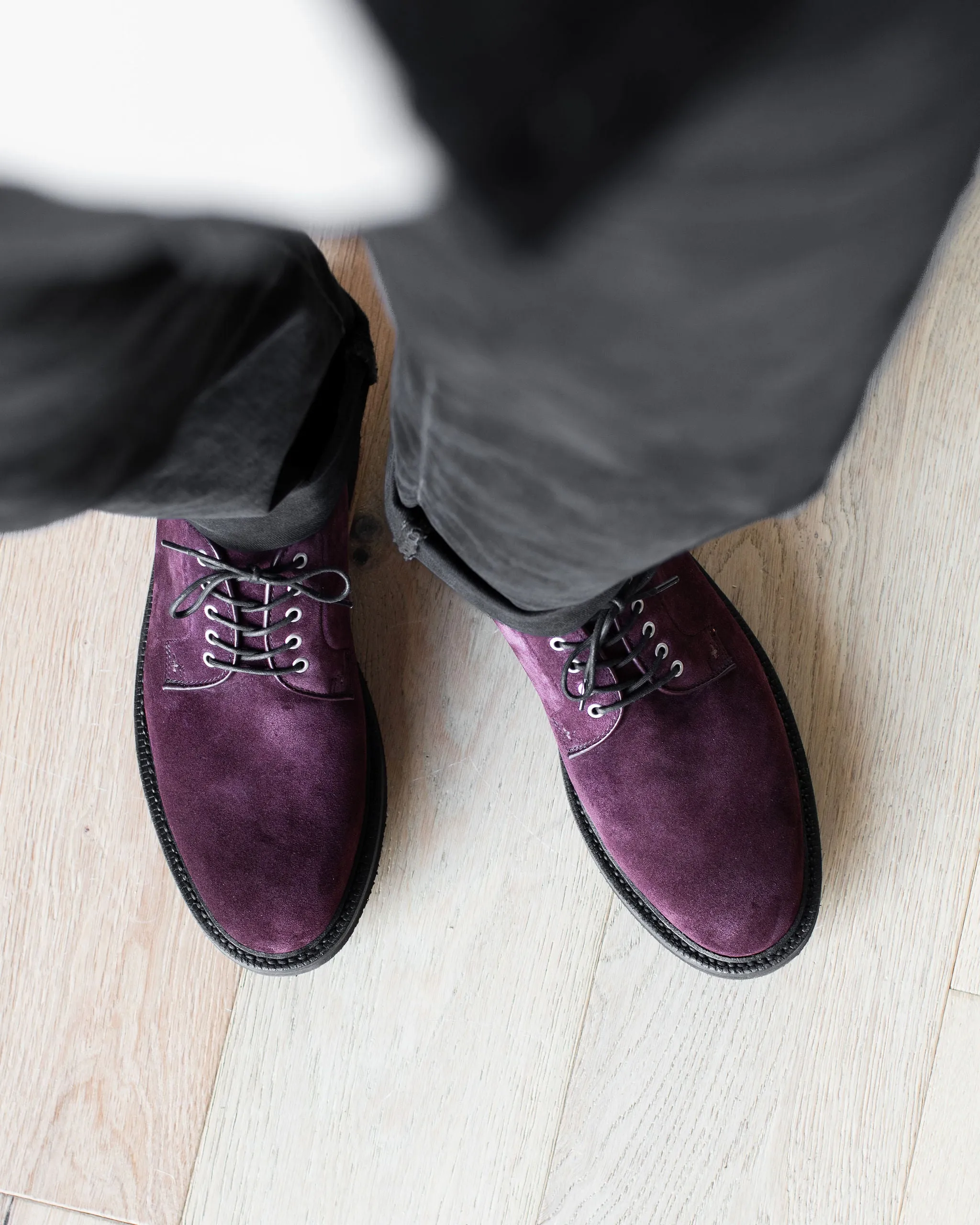 Plain Toe Berry Suede