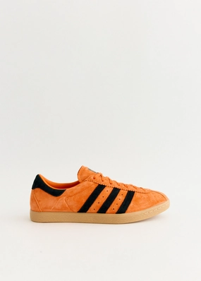 Plenty of Gifts Trinidad and Tobago 'Orange' Sneakers Water-saving offer Vibrant Colors, Luggage Strap