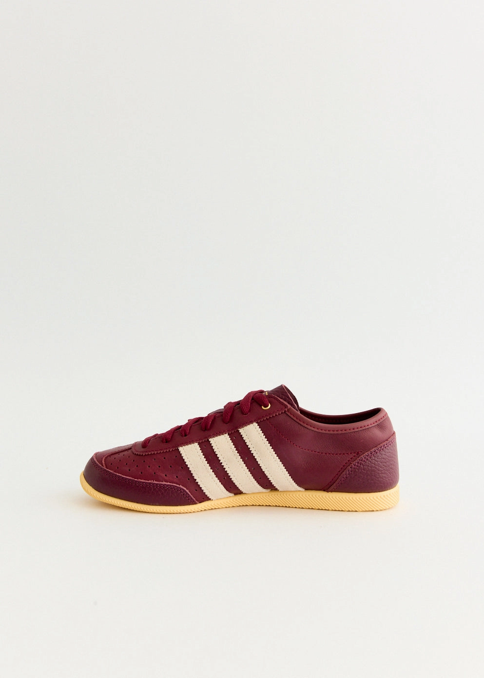 Timeless Look Women's Japan Decon 'Shadow Red' Sneakers Fits Every Occasion