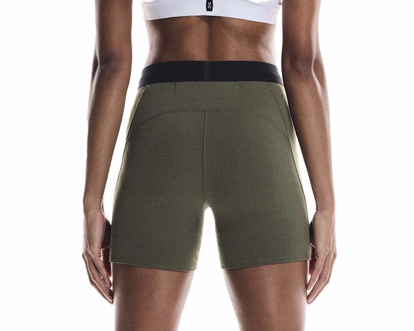 Ideal For Travel, Adaptable For Any Setting On Tights PLEASURES x The Loop