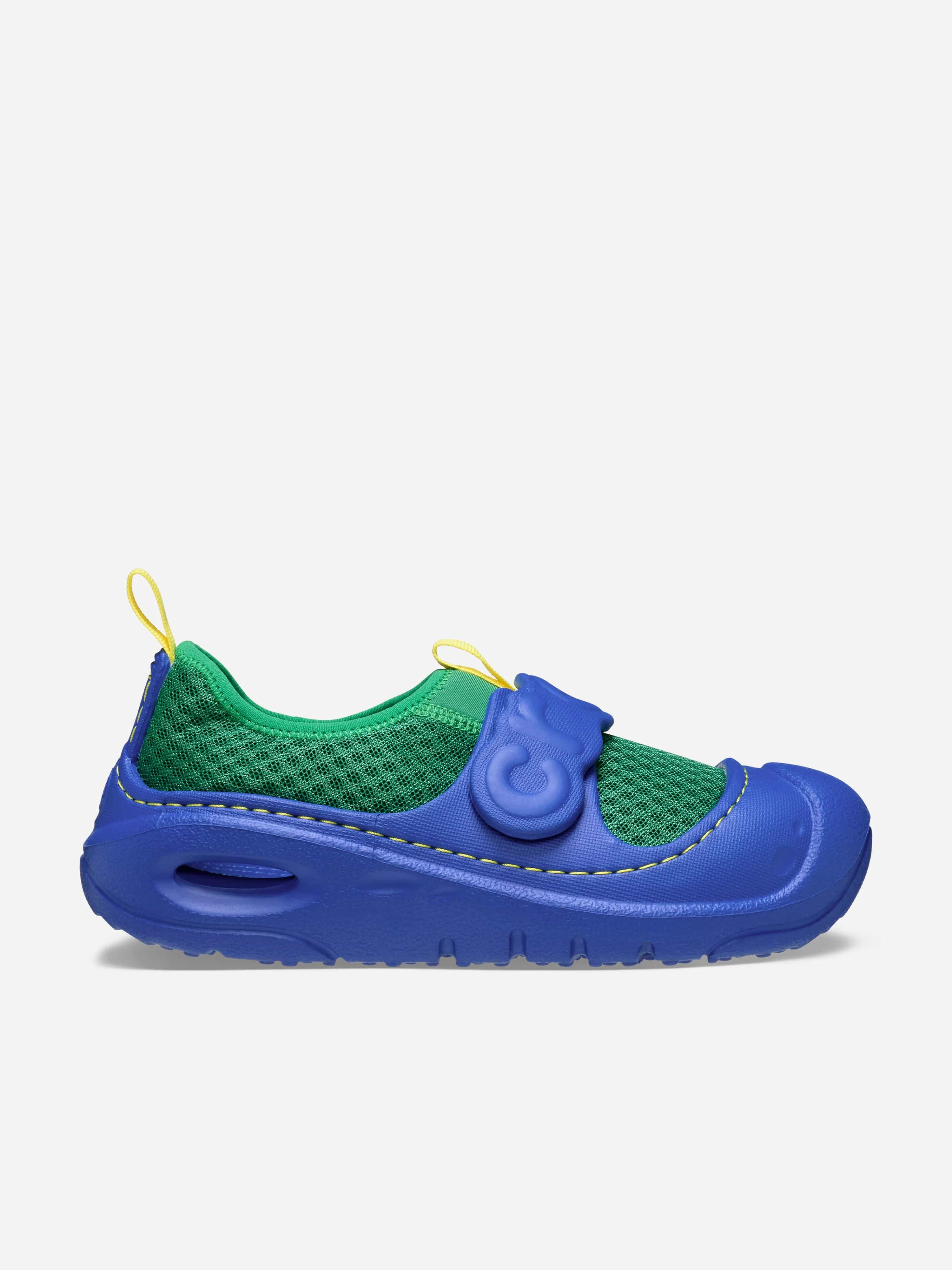 Everyday Luxury, Fast Pickup Ready Premium Customization Boys Swiftwater Splash Water Shoes in Green Small purchase offer