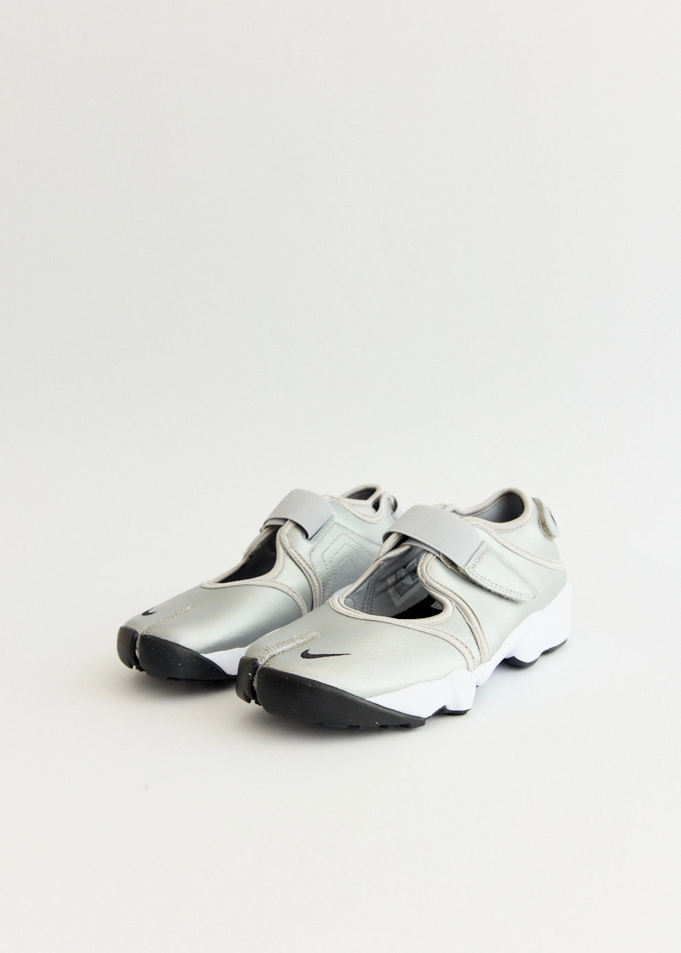 Green Travel Backpack Women's Air Rift 'Metallic Silver' Sneakers