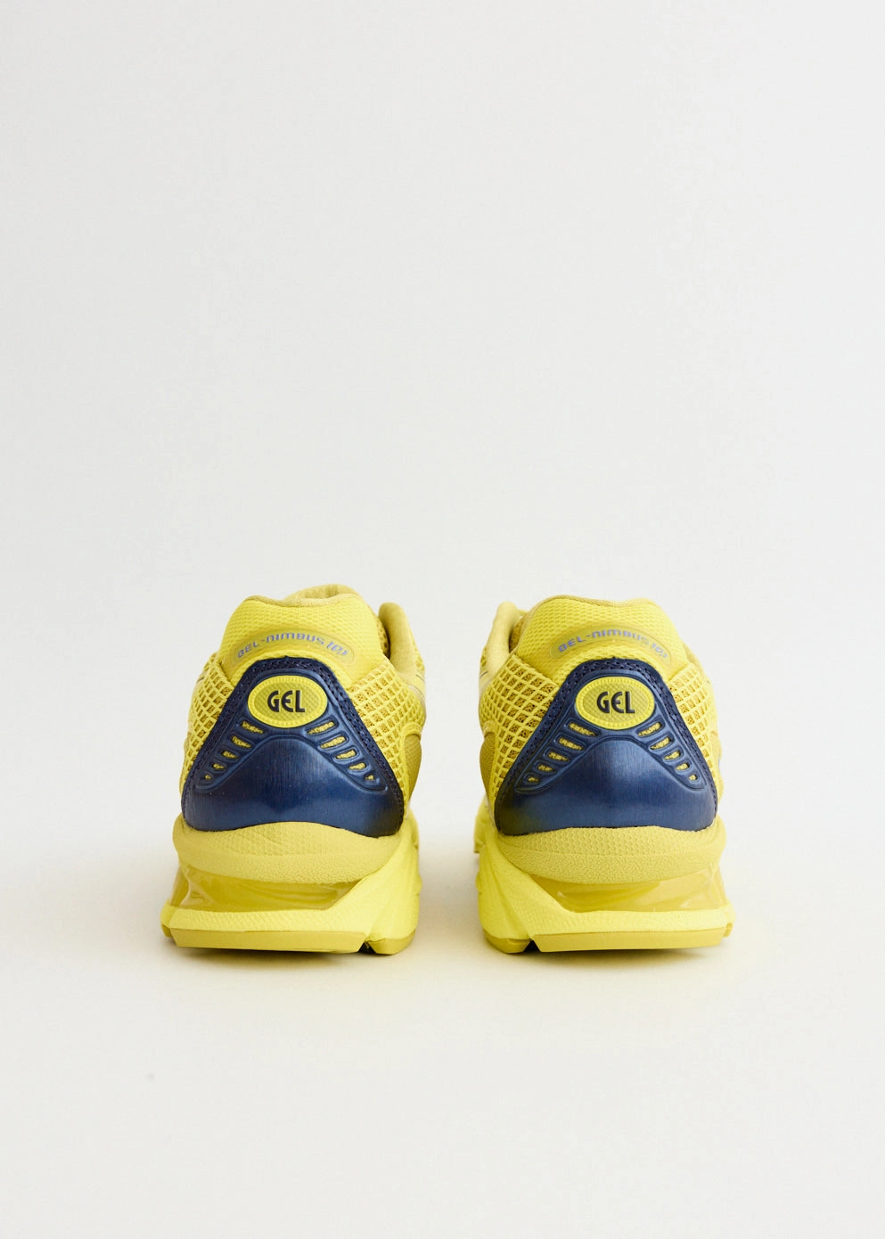 Branded Crossbody Bag For Travel Gel-Nimbus 10.1 'Lemon Spark' Sneakers