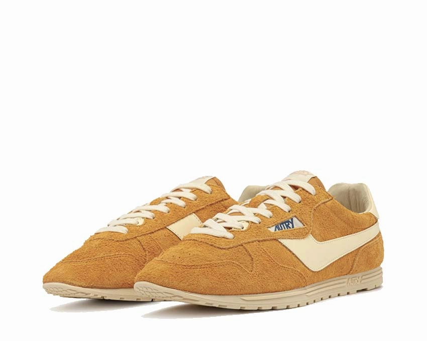 Quick Access Features Autry Windspin Low "Cadm" Faux Leather