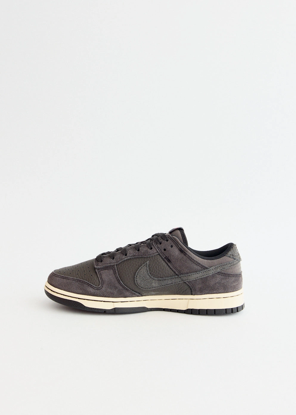Padded Strap Dunk Low Retro 'Medium Ash Black' Sneakers Instant Buy