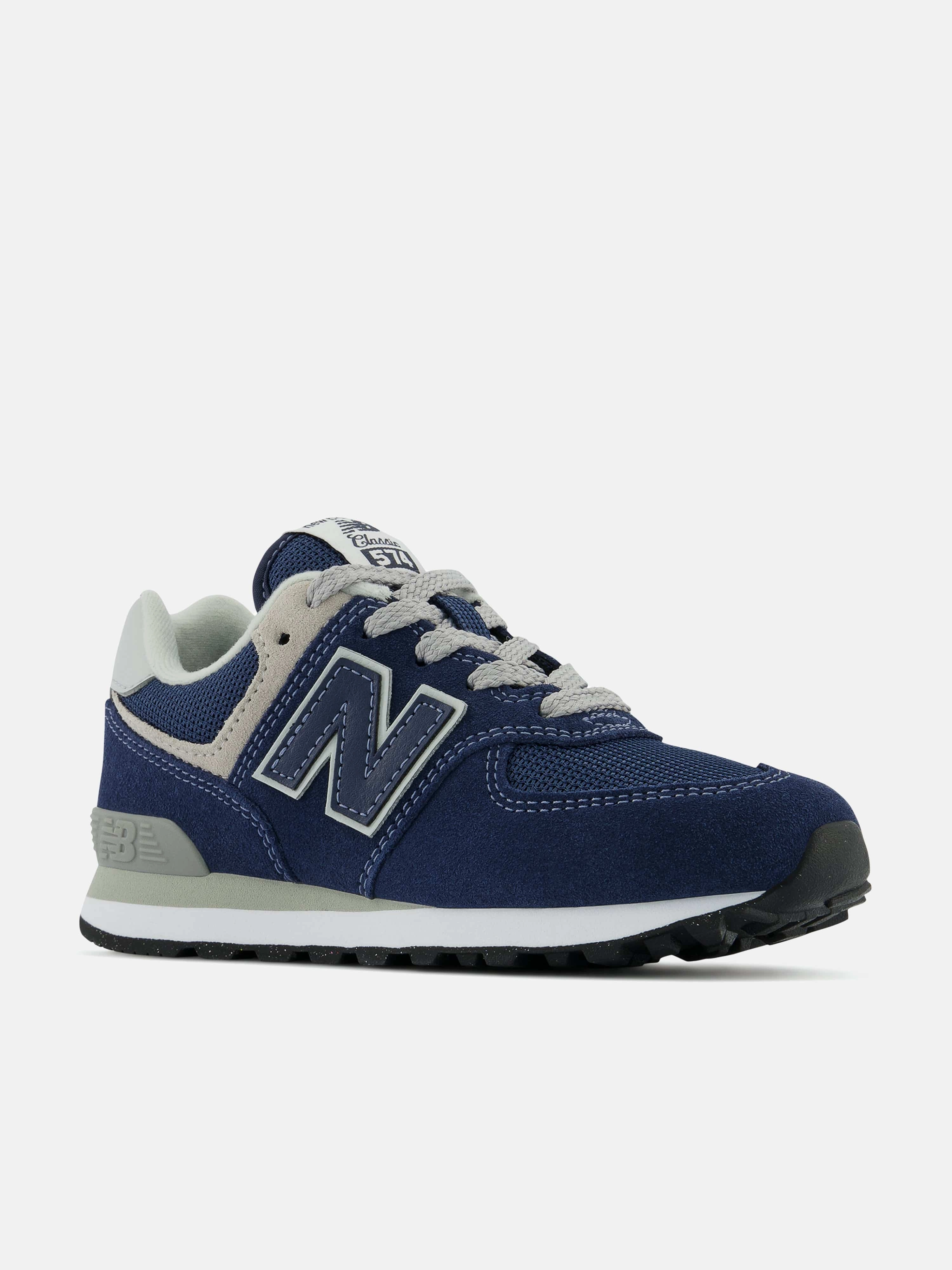 Soft Touch Feel New Balance Boys Suede 574 Trainers in Navy