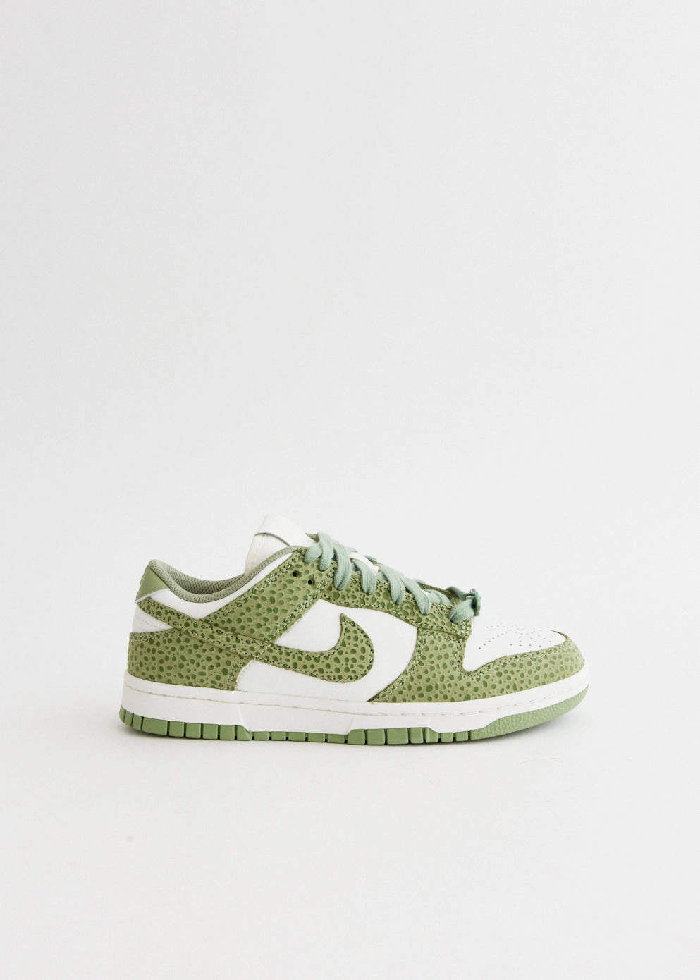 Waterproof Travel Backpack Scarcely Any Left Women's Dunk Low 'Safari Oil Green' Sneakers Early bird offer Top Handle