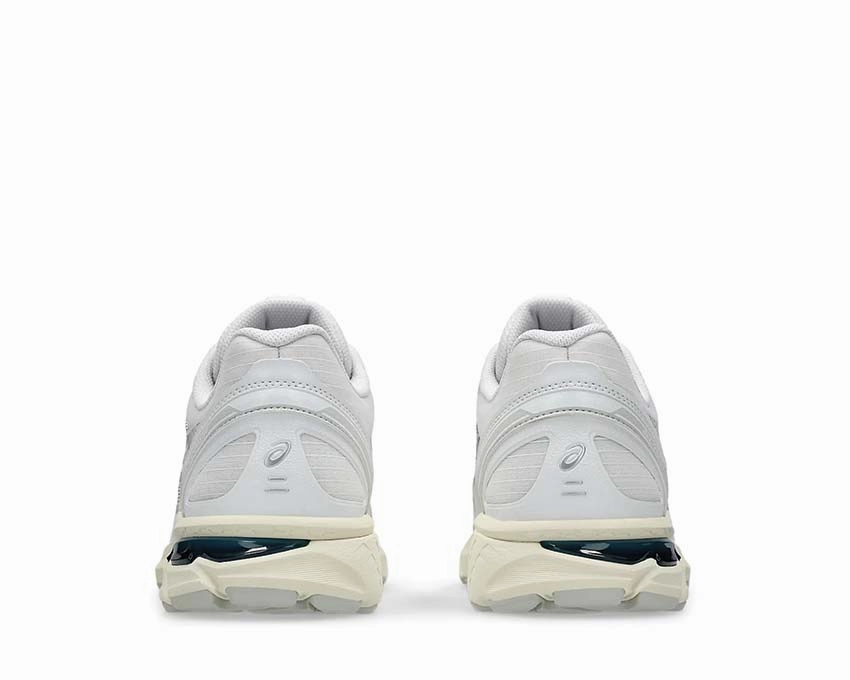 Luxury Feel, Vegan Leather, Magnetic Closure Asics Gel Terrain GTX