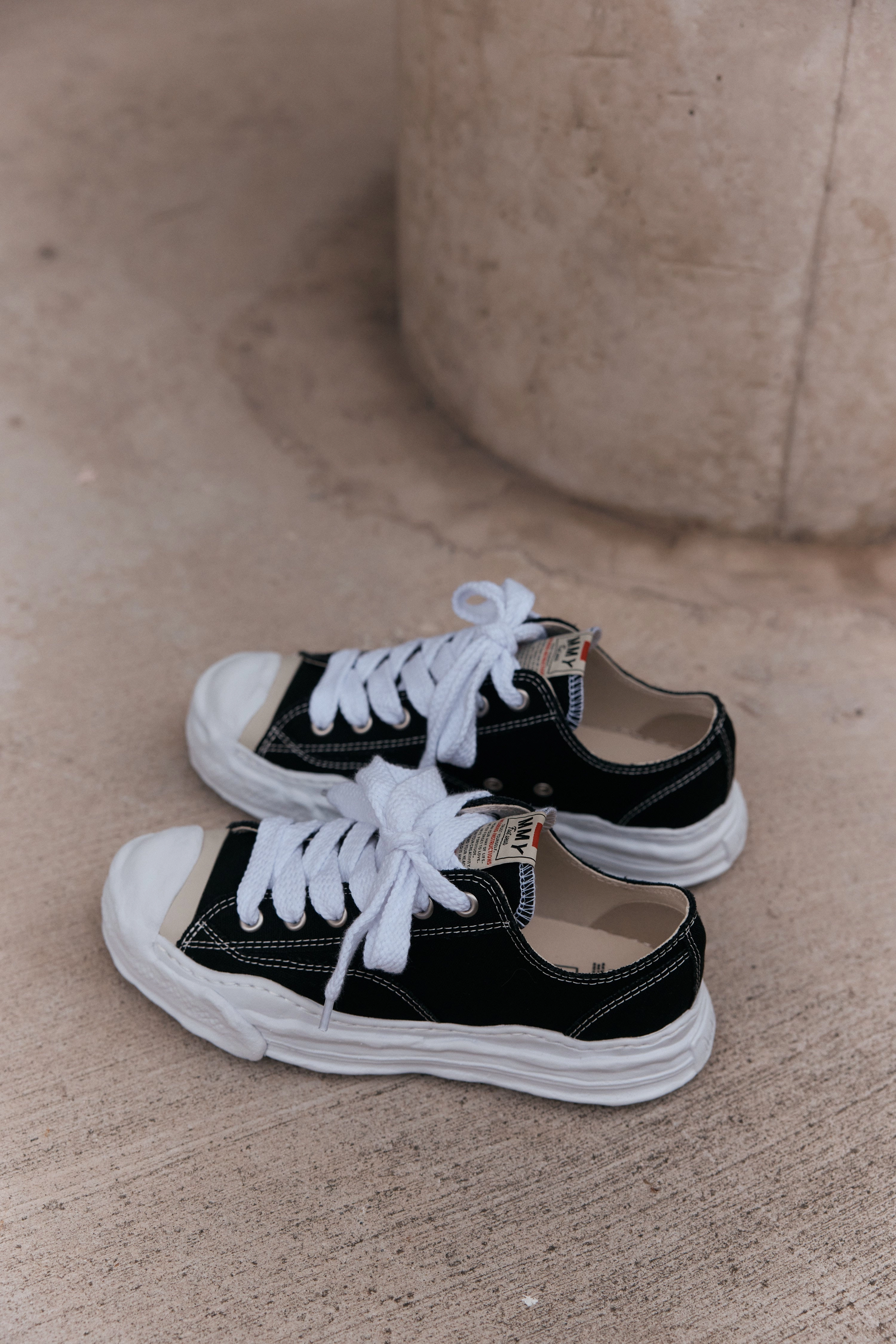 Hank Low Top Sneakers Built For Movement, Click. Shop. Done.