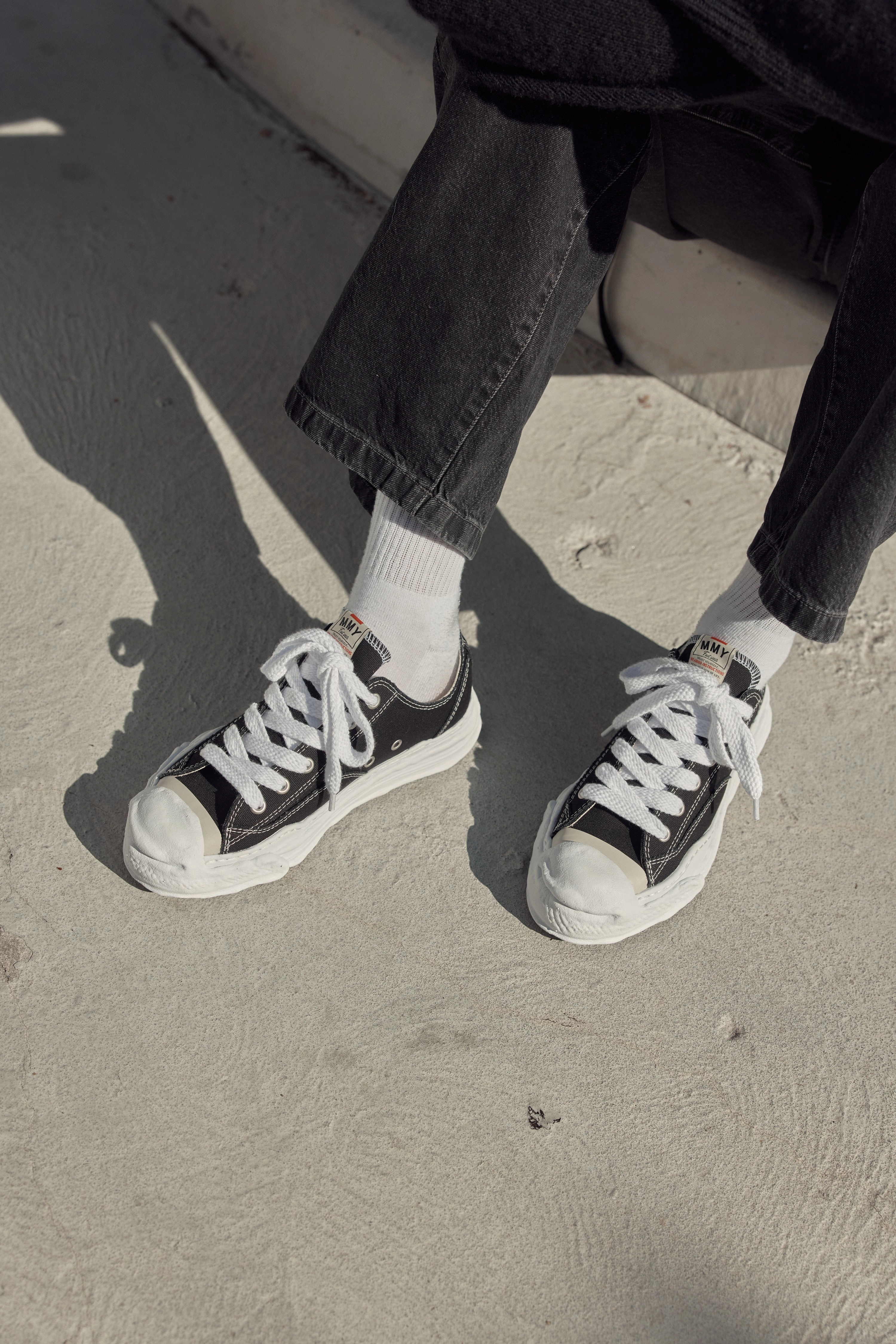 Hank Low Top Sneakers Wool, Adventure Awaits, Polished Details