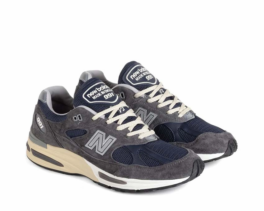 Outdoor Essential New Balance 991v2 Made in UK Metallic Leather