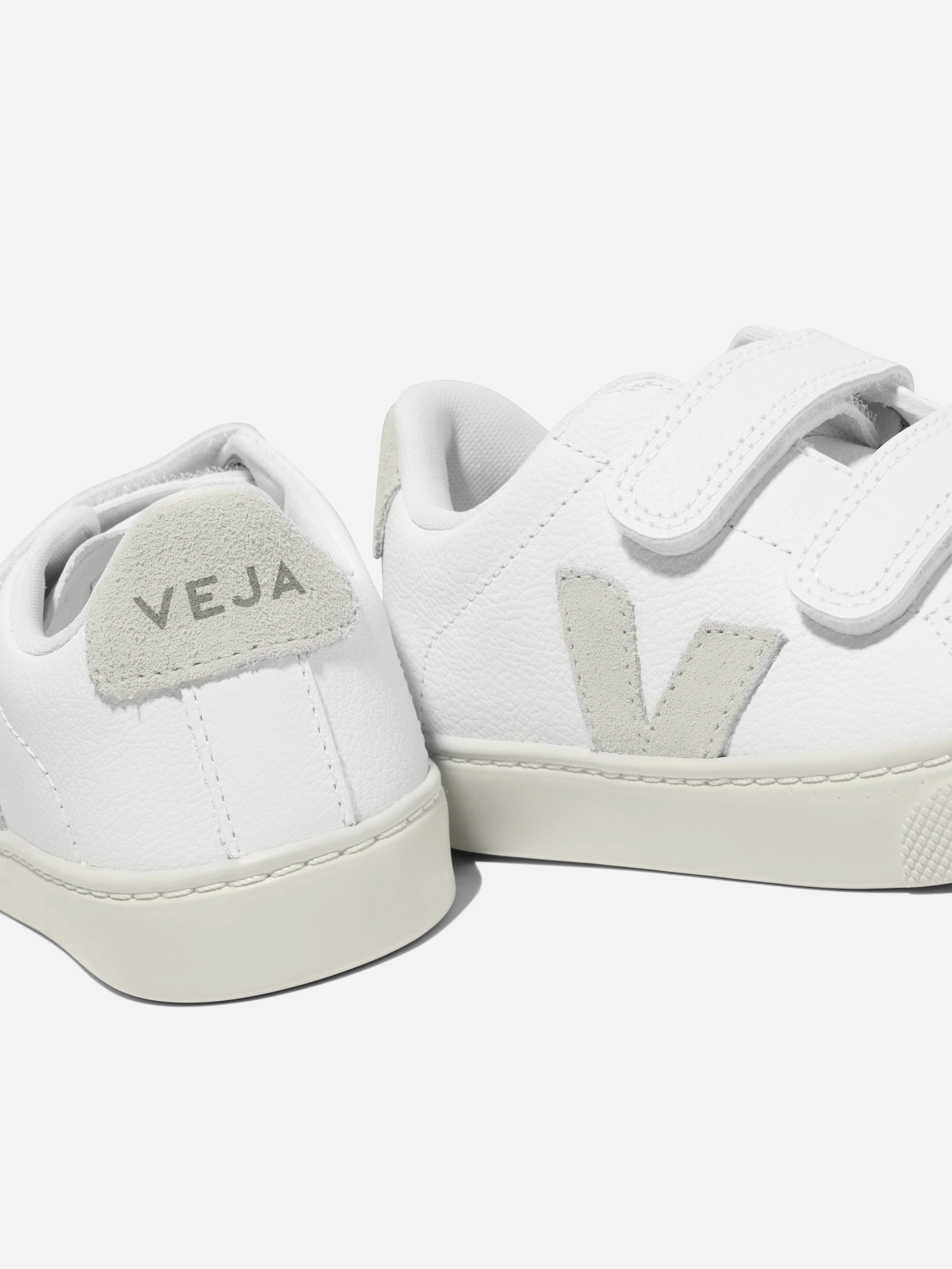 Effortless Elegance Veja Kids ChromeFree Leather Esplar Trainers in White