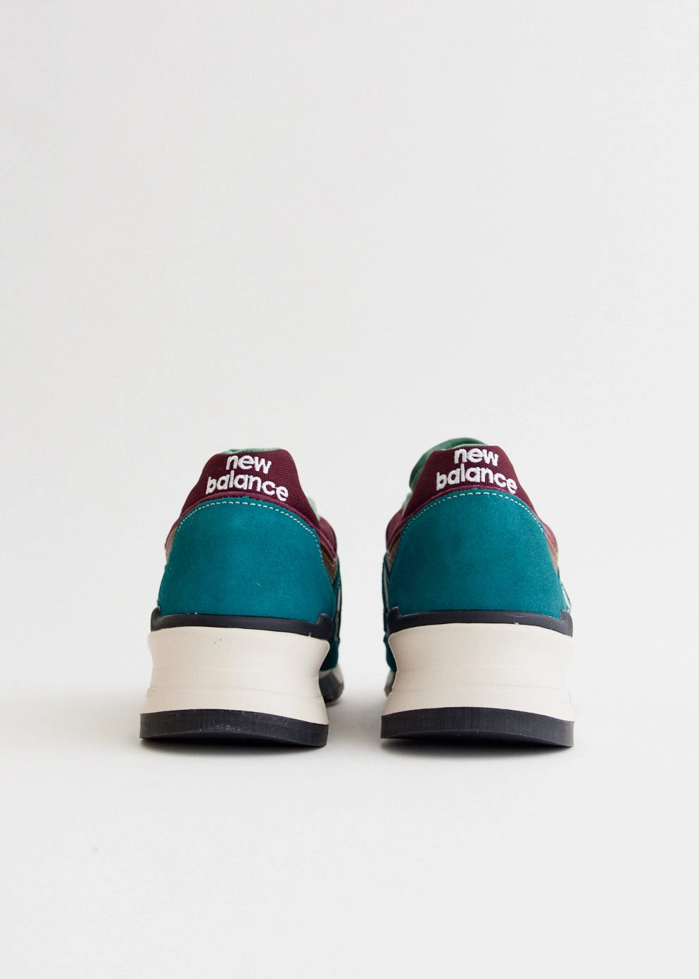 Sustainable, Designed For Everyday Use MADE in USA 997 'Vintage Teal' Sneakers