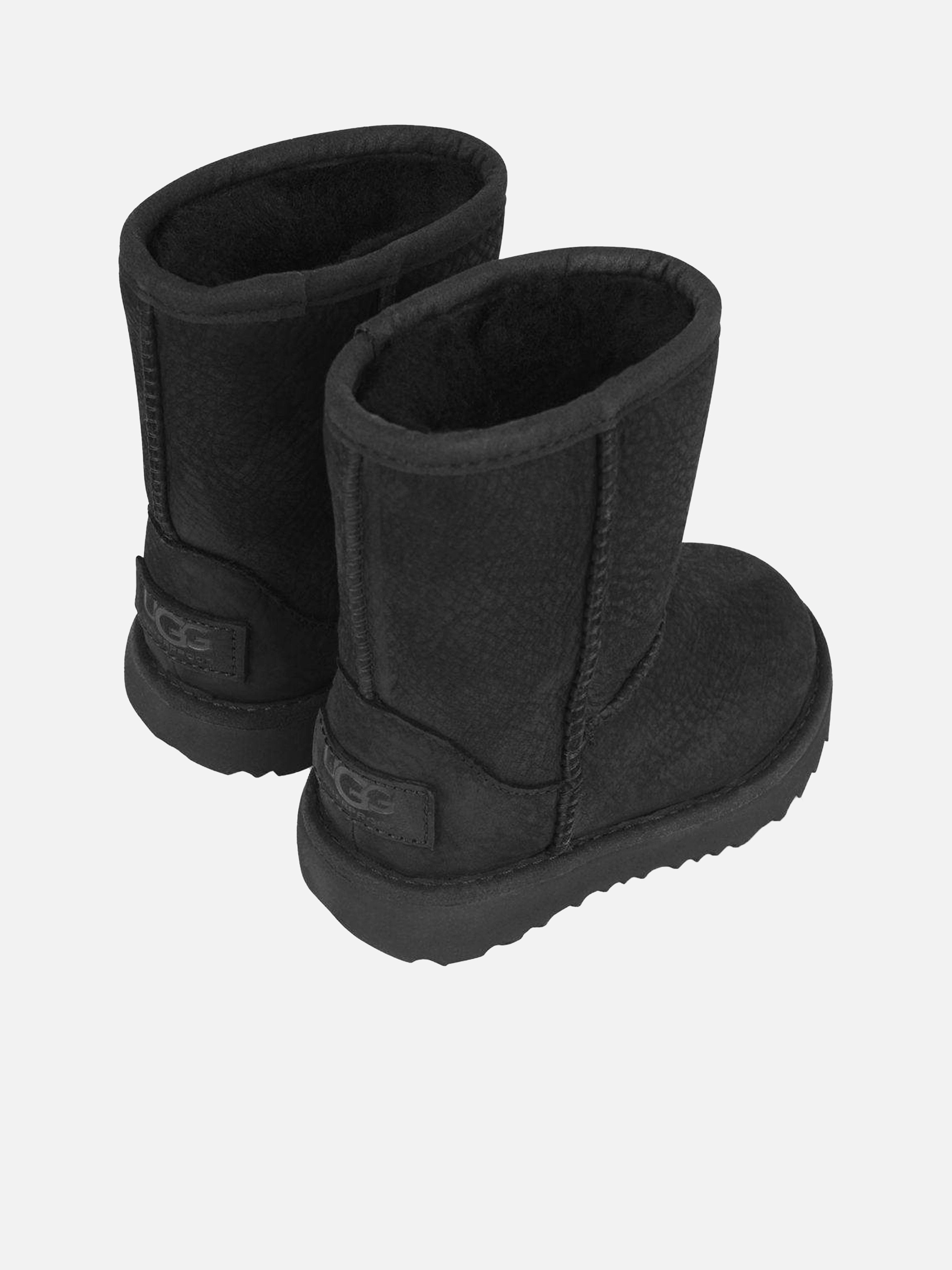 New Season Drop UGG Classic Short Boots