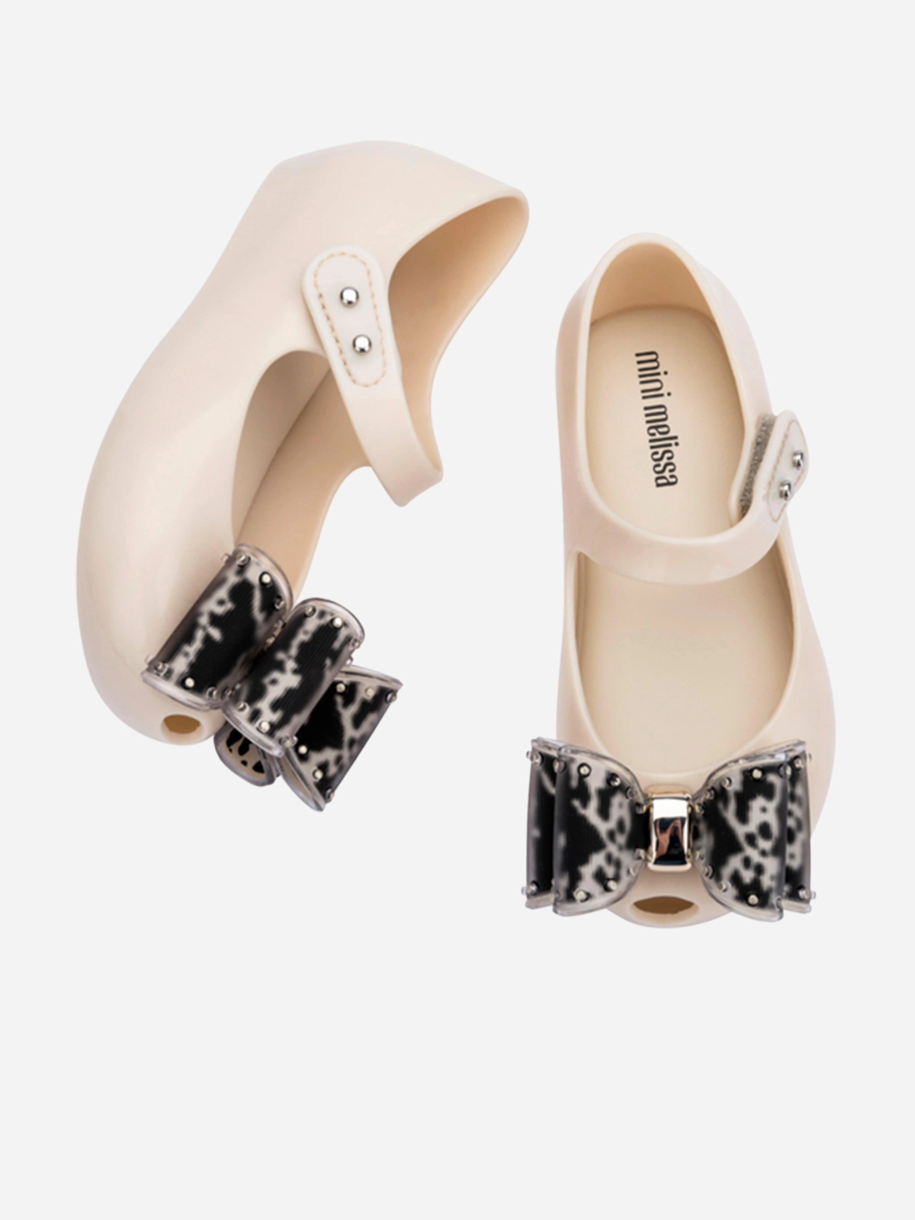 Nylon Girls Ultragirl Classic Bow Ballerinas in Ivory