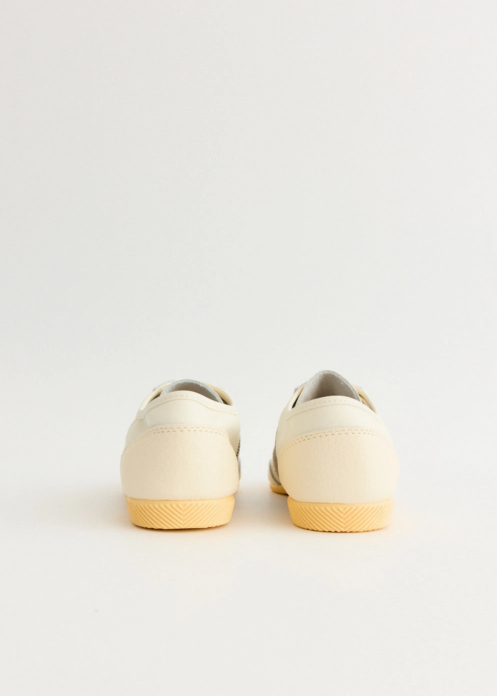 Hot Pick Of The Day Women's Japan Decon 'Off White' Sneakers