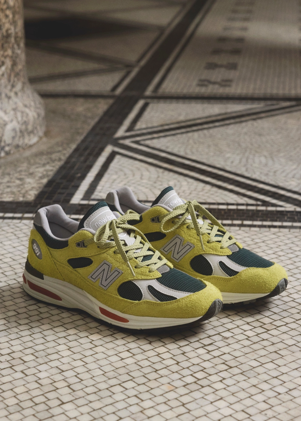 Anti-Slip Grip, Made For Comfort MADE in UK 991v2 'Beechnut' Sneakers