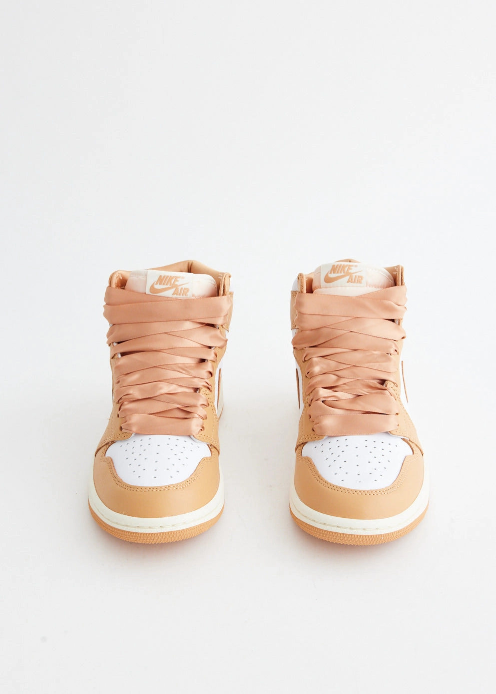 Designed For Movement, Multiple Compartments, Retro Women's Air Jordan 1 Retro High OG 'Praline' Sneakers