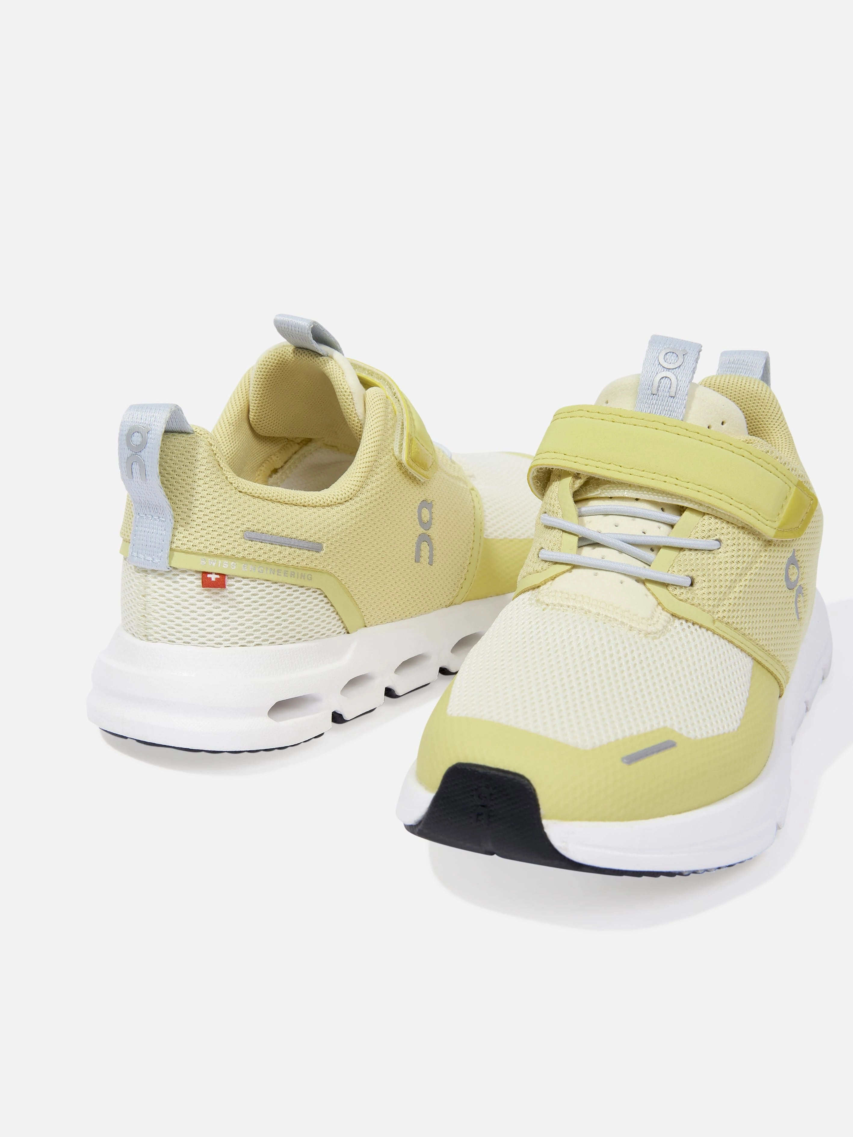 Just Arrived Girls Cloud Play Trainers in Yellow