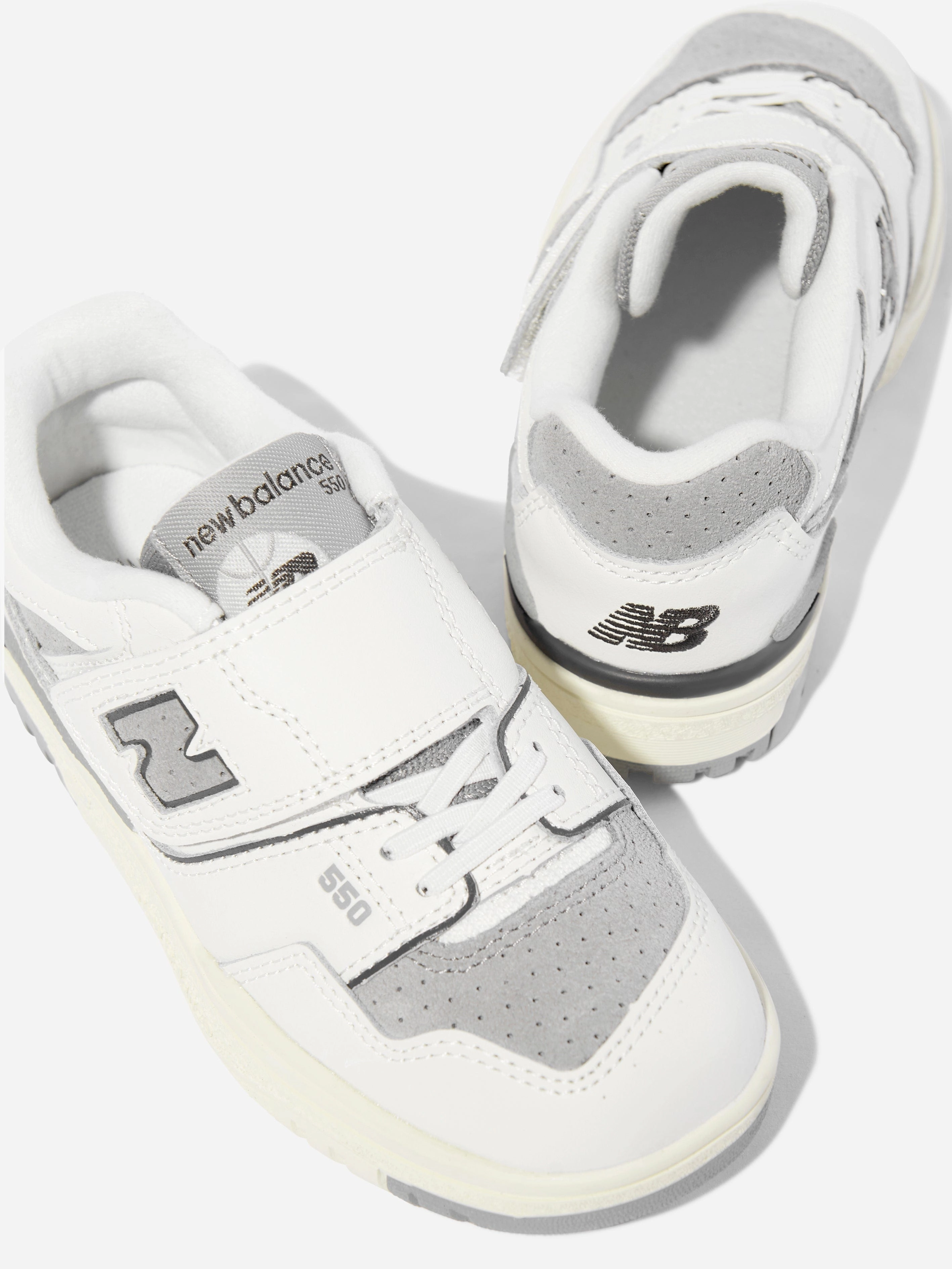 Strap Pad Kids 550 Trainers in White
