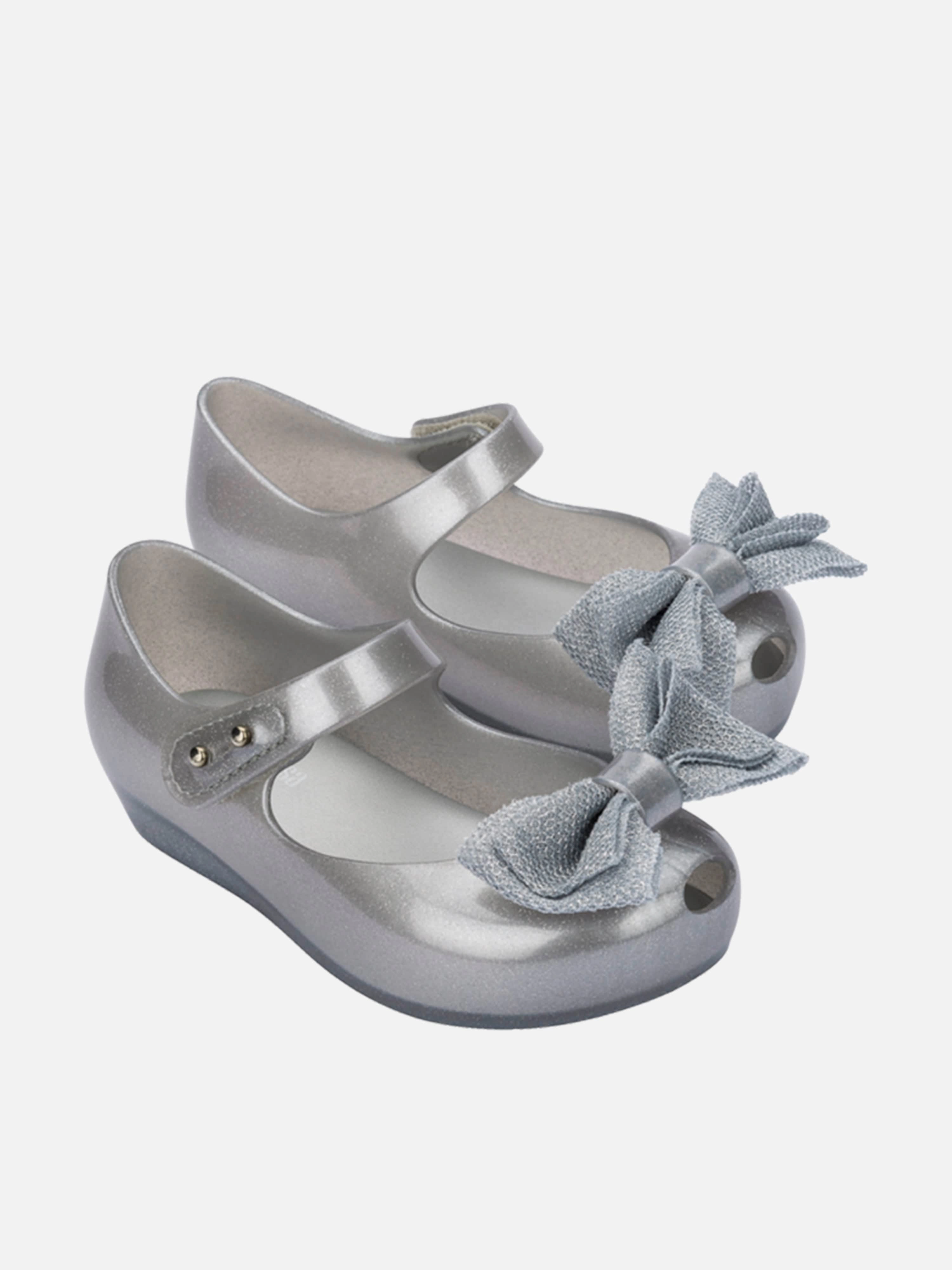 Now Trending Mini Melissa Girls Ultragirl Sweet XII Shoes in Silver Premium Travel Backpack