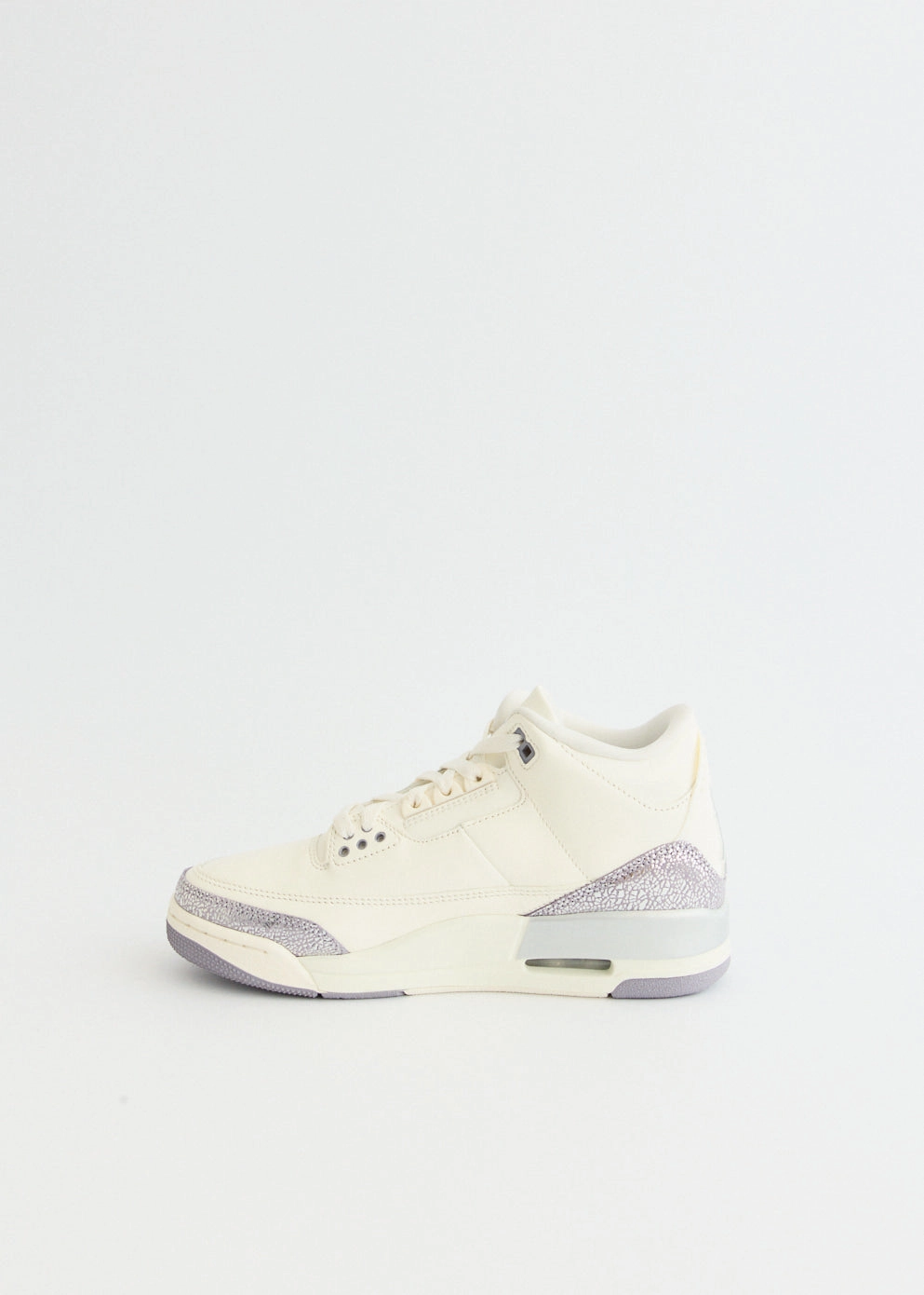 Jute Beach Tote, Chic, Ready For Anythi Women's Air Jordan 3 Retro 'Sail Cement Grey' Sneakers