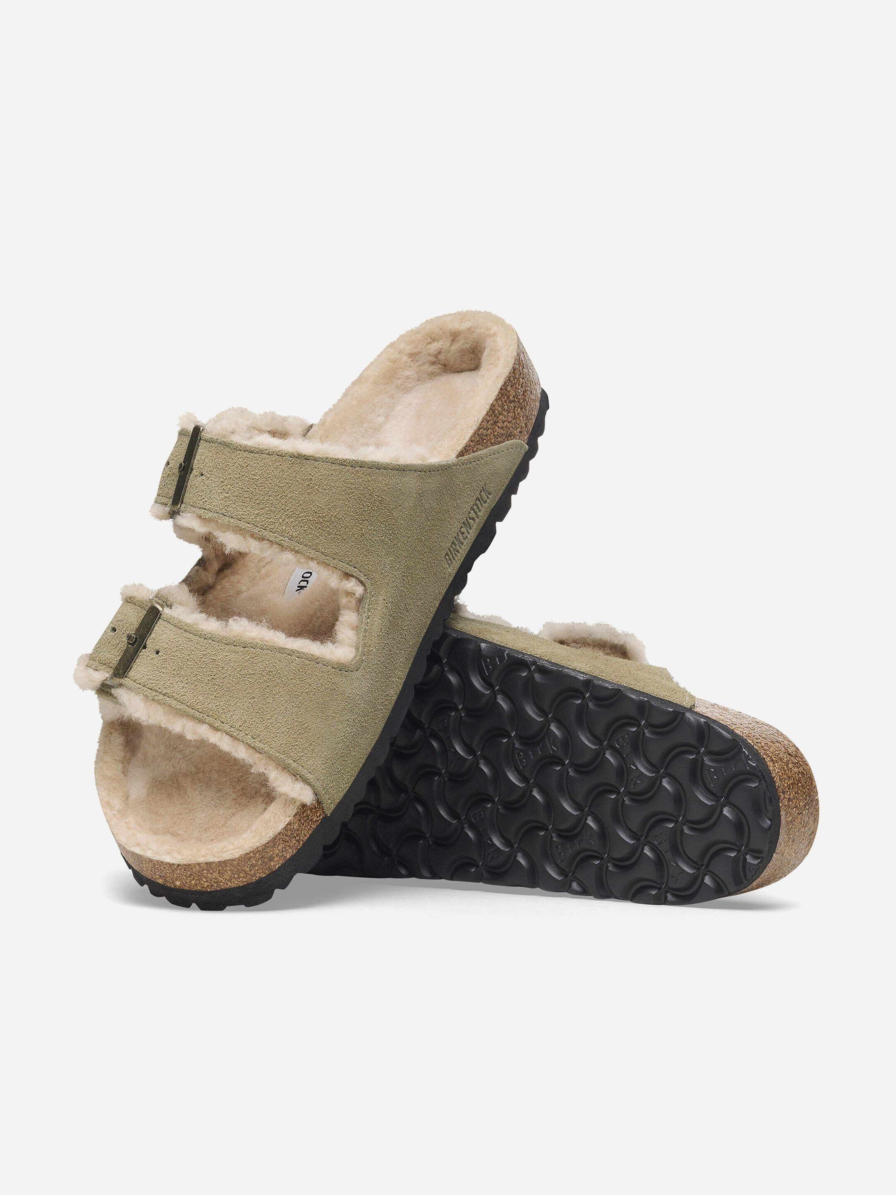 BIRKENSTOCK Arizona Shearling Suede Sandals in Beige Vinyl, Teen Girl Mini Handbag, For Every Occasion
