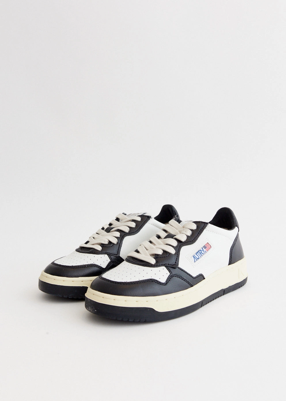 Women's Medalist Sneakers Versatile Everyday Style, Fast Selling Item, Boho