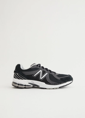Viral on TikTok x New Balance 860v2 'Black' Sneakers Assembly-required discount Engineered To Perform